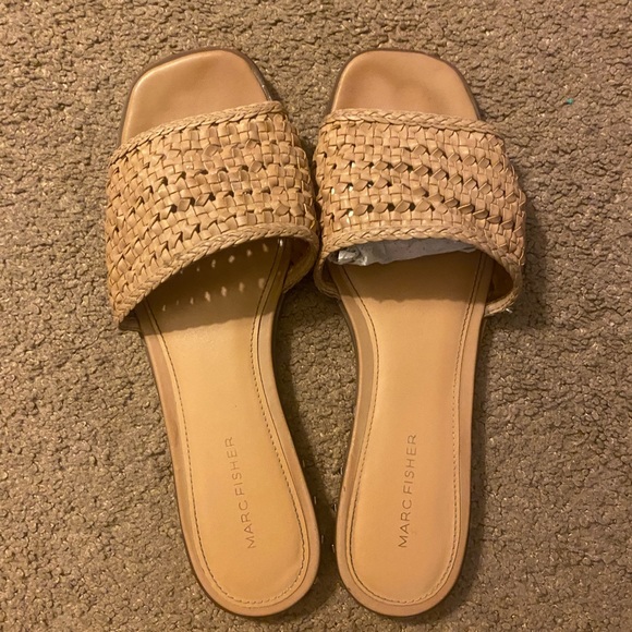 Marc Fisher Sandals - Picture 2 of 9